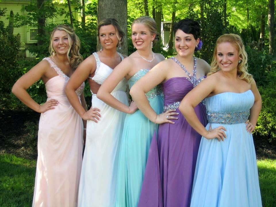 Advice for Girls Planning the Ideal Prom